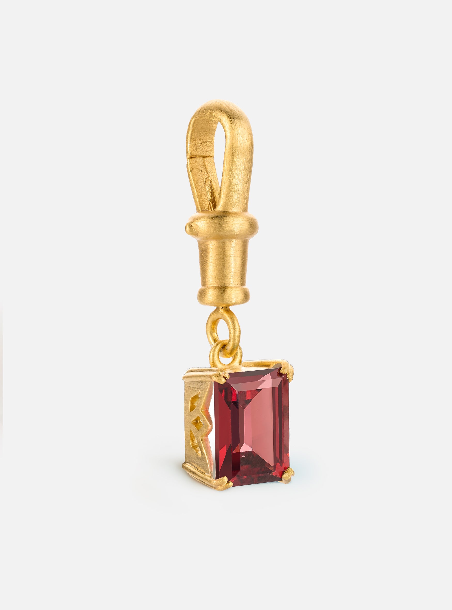 Tala Garnet Connector